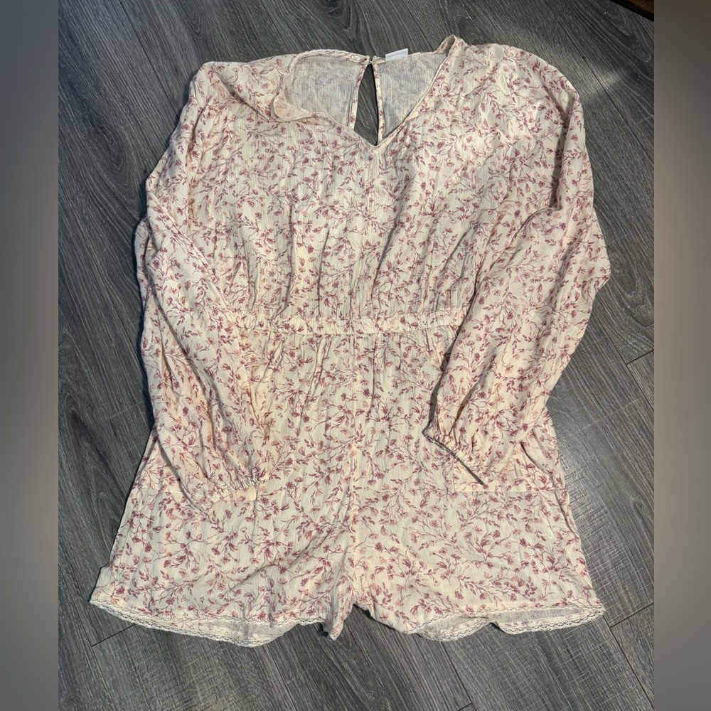 Floral  Romper in Cream and Dusty Rose - Picture 2 of 8